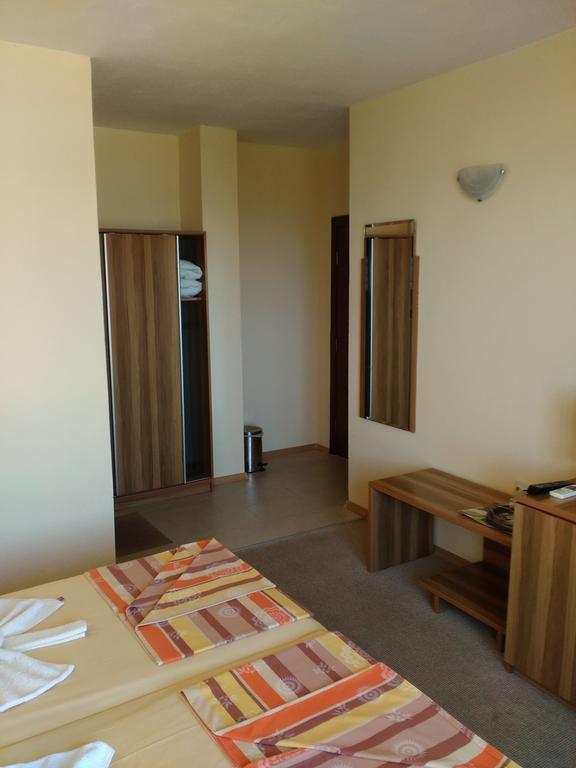 Fits Guest House Primorsko Eksteriør billede