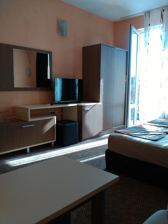 Fits Guest House Primorsko Eksteriør billede