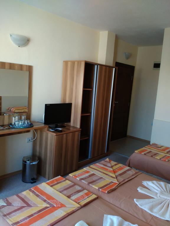 Fits Guest House Primorsko Eksteriør billede
