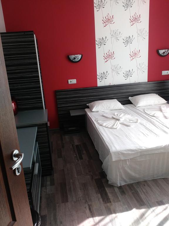 Fits Guest House Primorsko Eksteriør billede