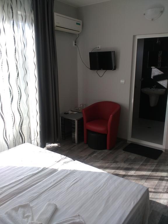 Fits Guest House Primorsko Eksteriør billede