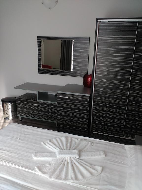 Fits Guest House Primorsko Eksteriør billede